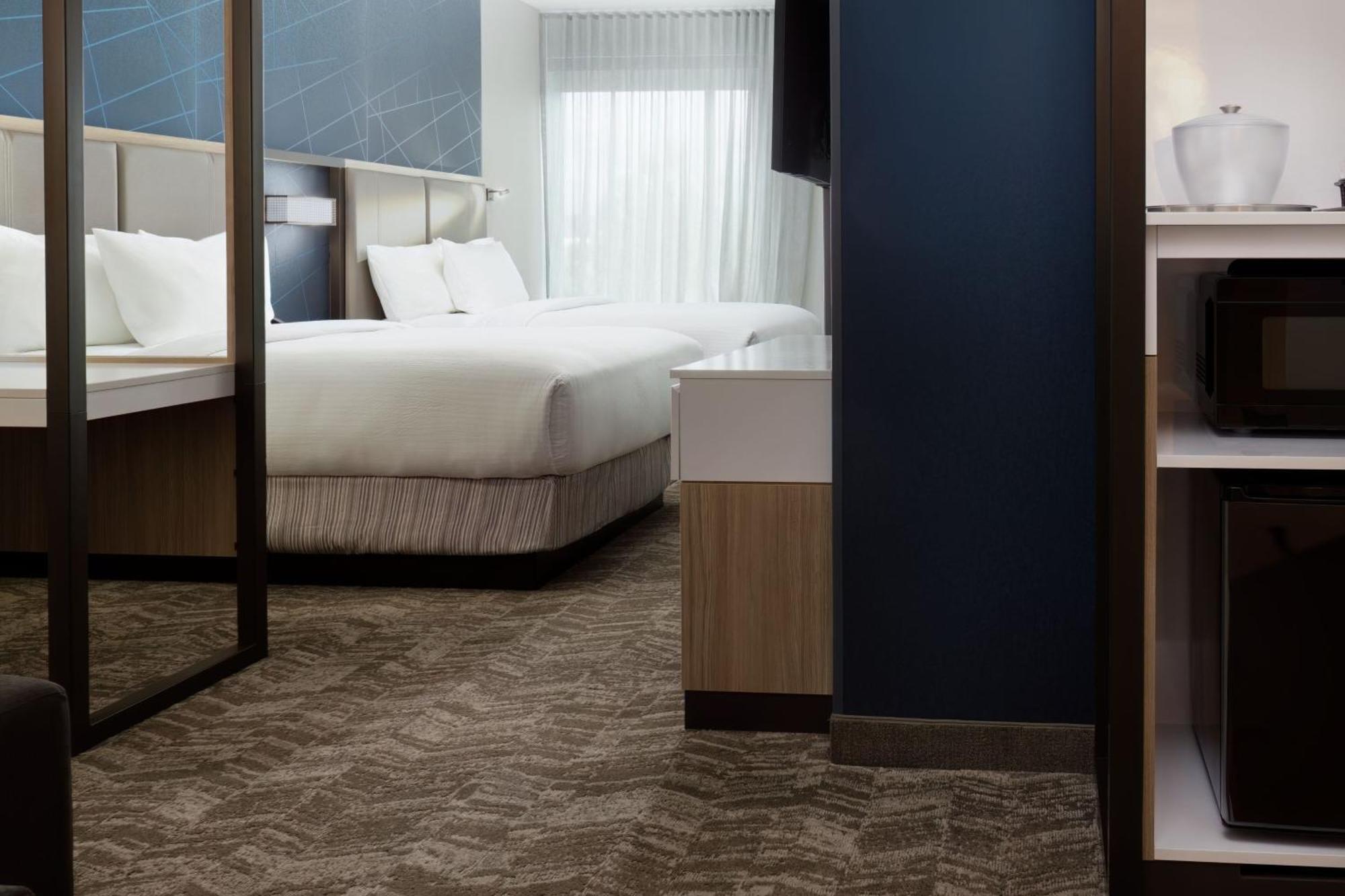 Springhill Suites By Marriott Pleasanton Bagian luar foto